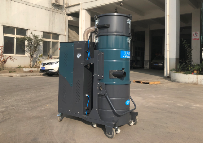 工業(yè)用超大功率吸塵器 工業(yè)用超大功率吸塵器